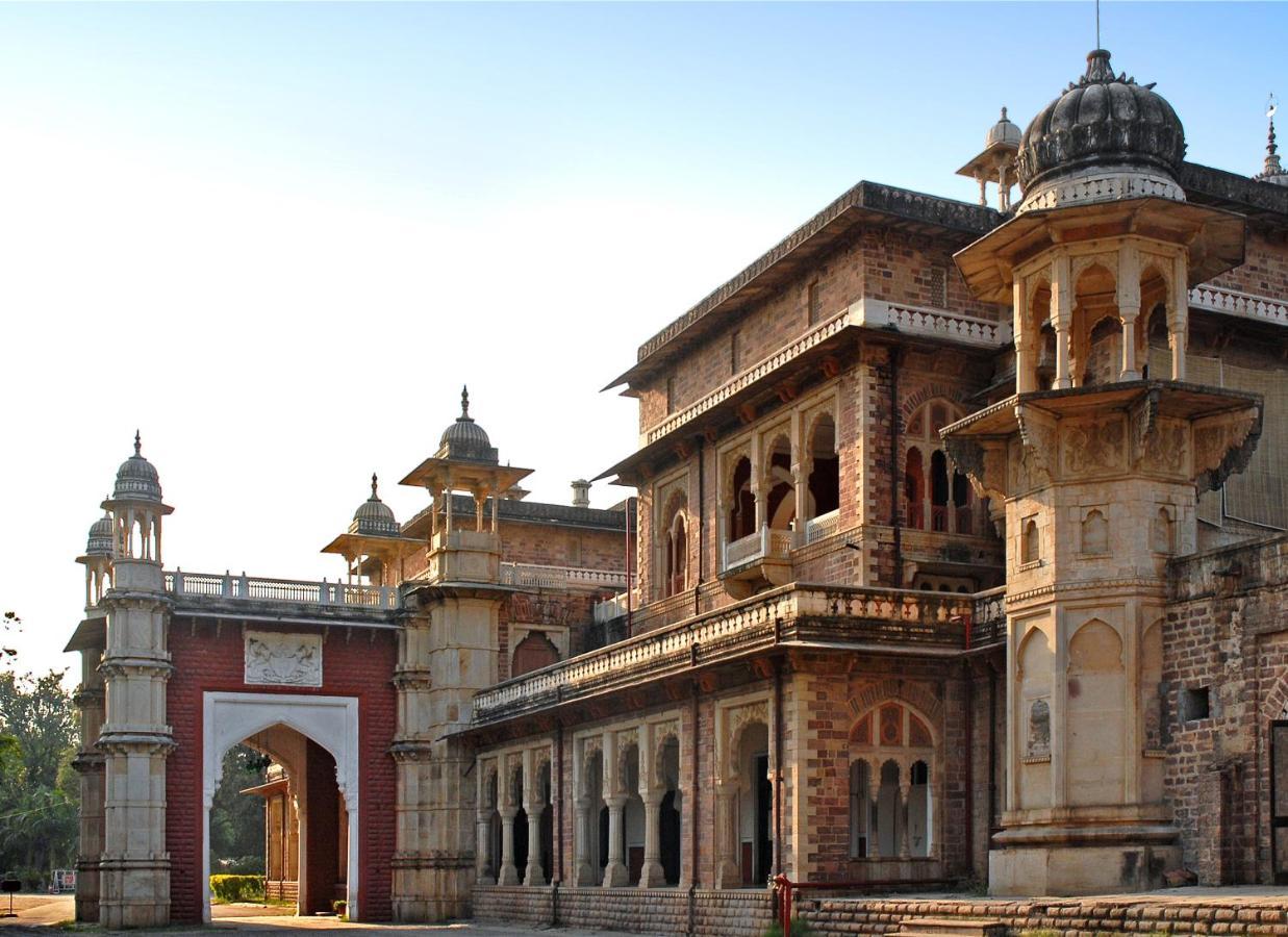 Welcomheritage Umed Bhawan Palace Kota  Exterior photo